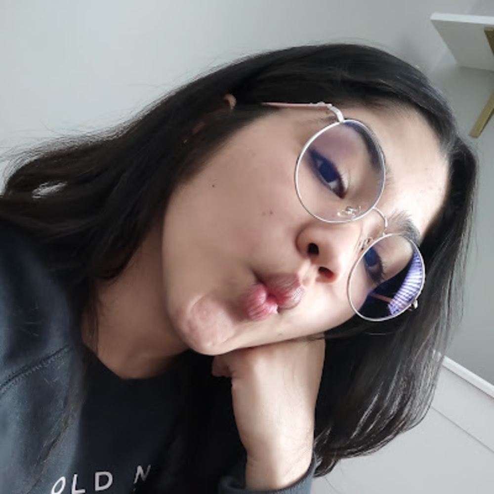 Meet your Posher, Marcela